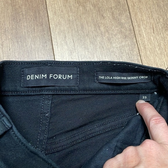 Denim Forum Aritzia the lola high rise skinny crop black frayed hem sz 25 - Picture 8 of 10